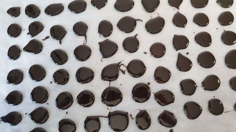 Gotas para dor de garganta e tosse com gengibre, óleos essenciais e outros ingredientes naturais, foto 12