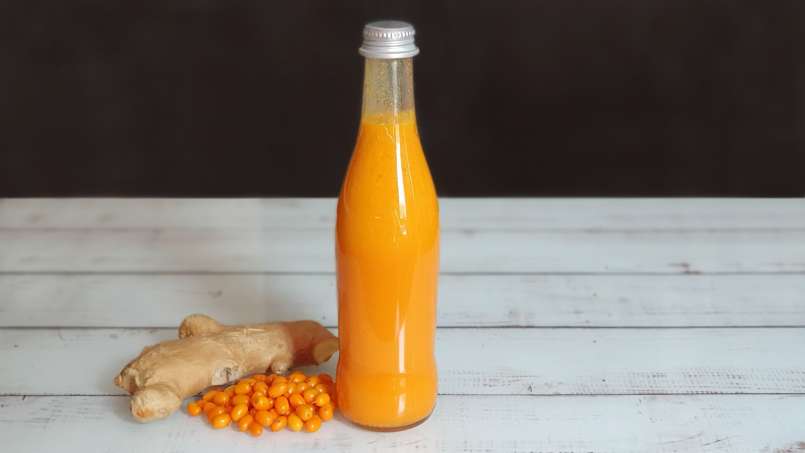 Suco de espinheiro-mar com gengibre, limão e mel, foto 2