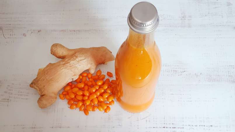 Suco de espinheiro-mar com gengibre, limão e mel, foto 4