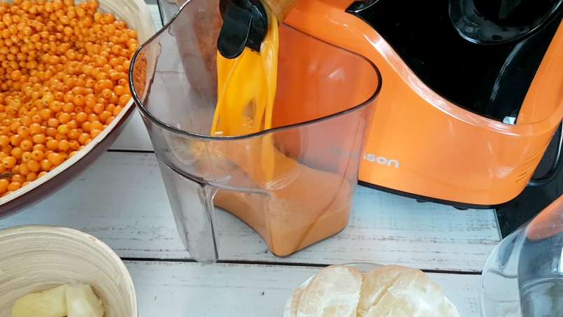 Suco de espinheiro-mar sem açúcar com gengibre e limão, foto 5