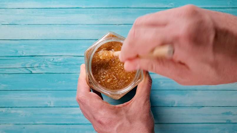 Mel com nozes, limão e própolis para imunidade, foto 12